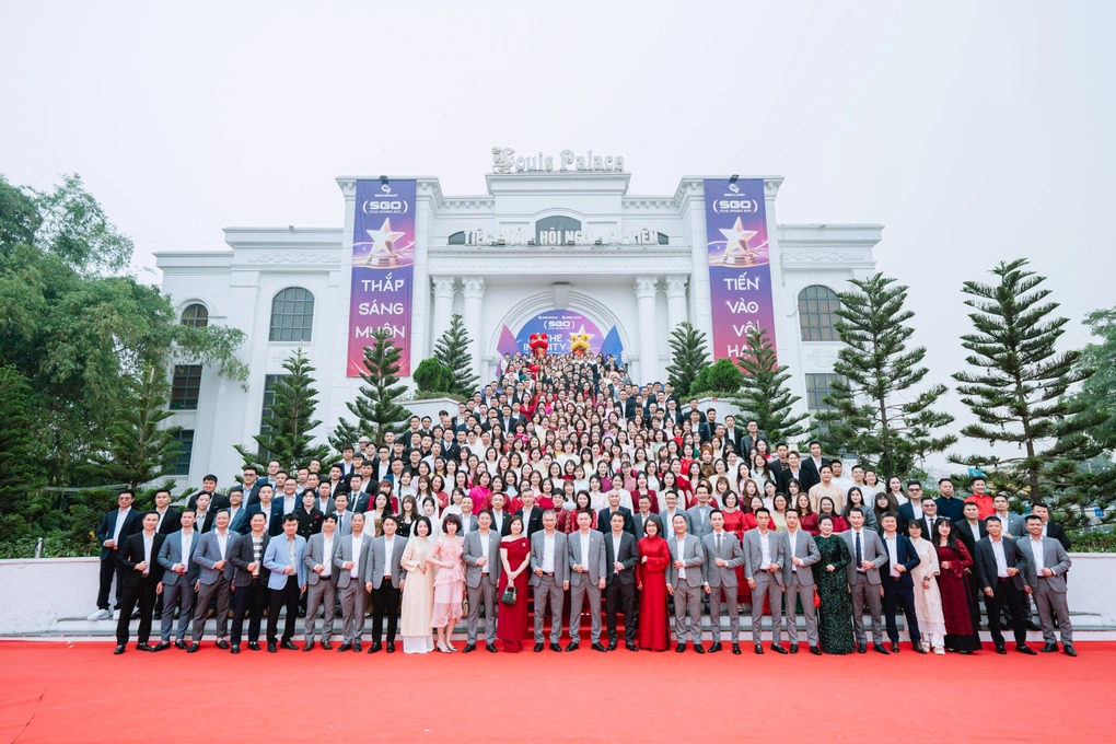 Đội ngũ cán bộ nhân viên SGO Land