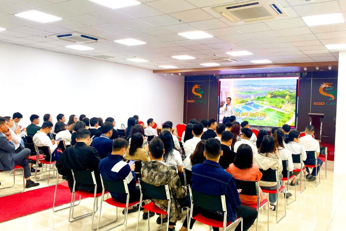 Các chương trình đào tạo nội bộ diễn ra thường xuyên tại SGO Property