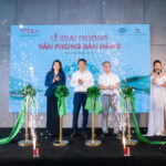Đại diện chủ đầu tư Vinaconex và đại lý phân phối độc quyền SGO Land cắt băng khai trương VPBH dự án Vera Diamond City